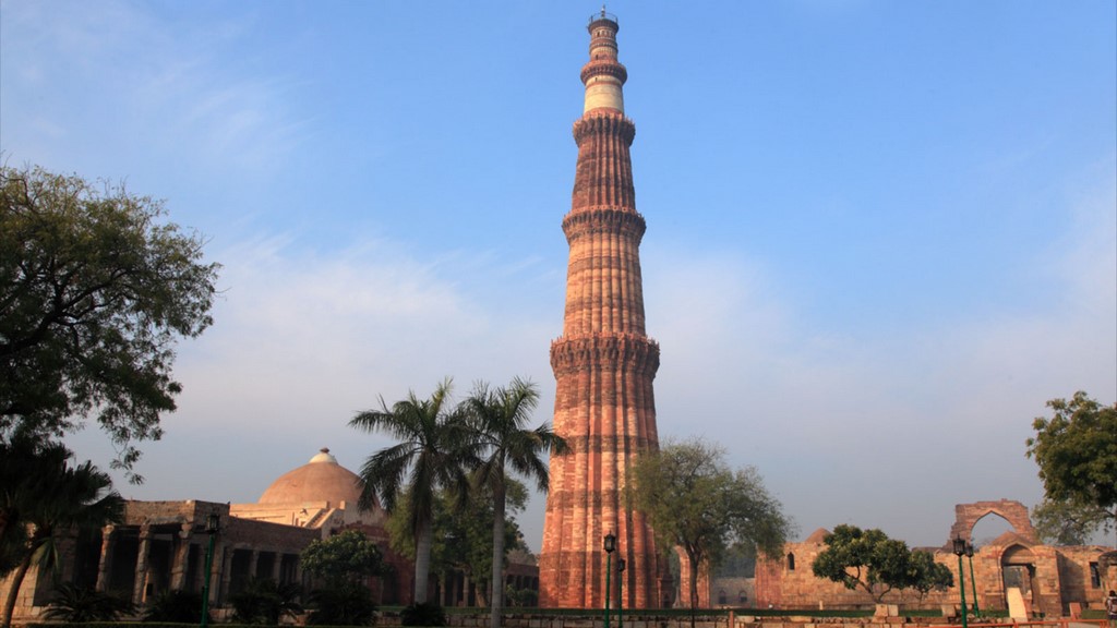 photo of Qutb Minar in Delhi, shared by the patient family during the treatment in India